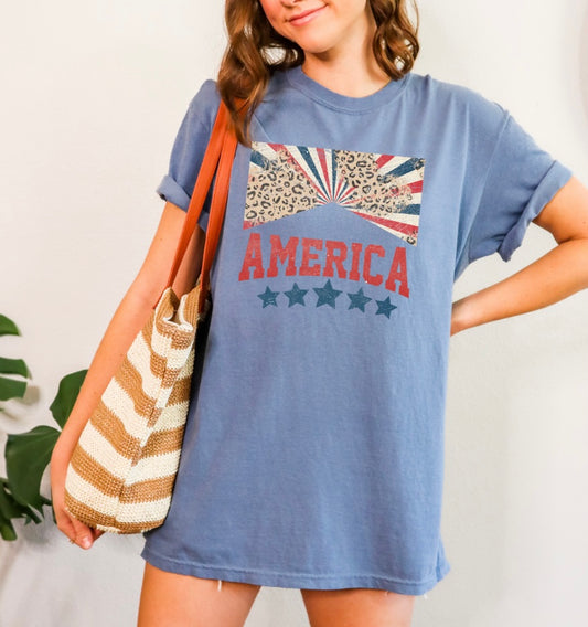 AMERICA Tee